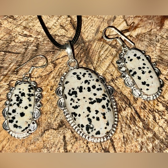 Dalmation Jasper Pendant & Earrings Set - Picture 2 of 8